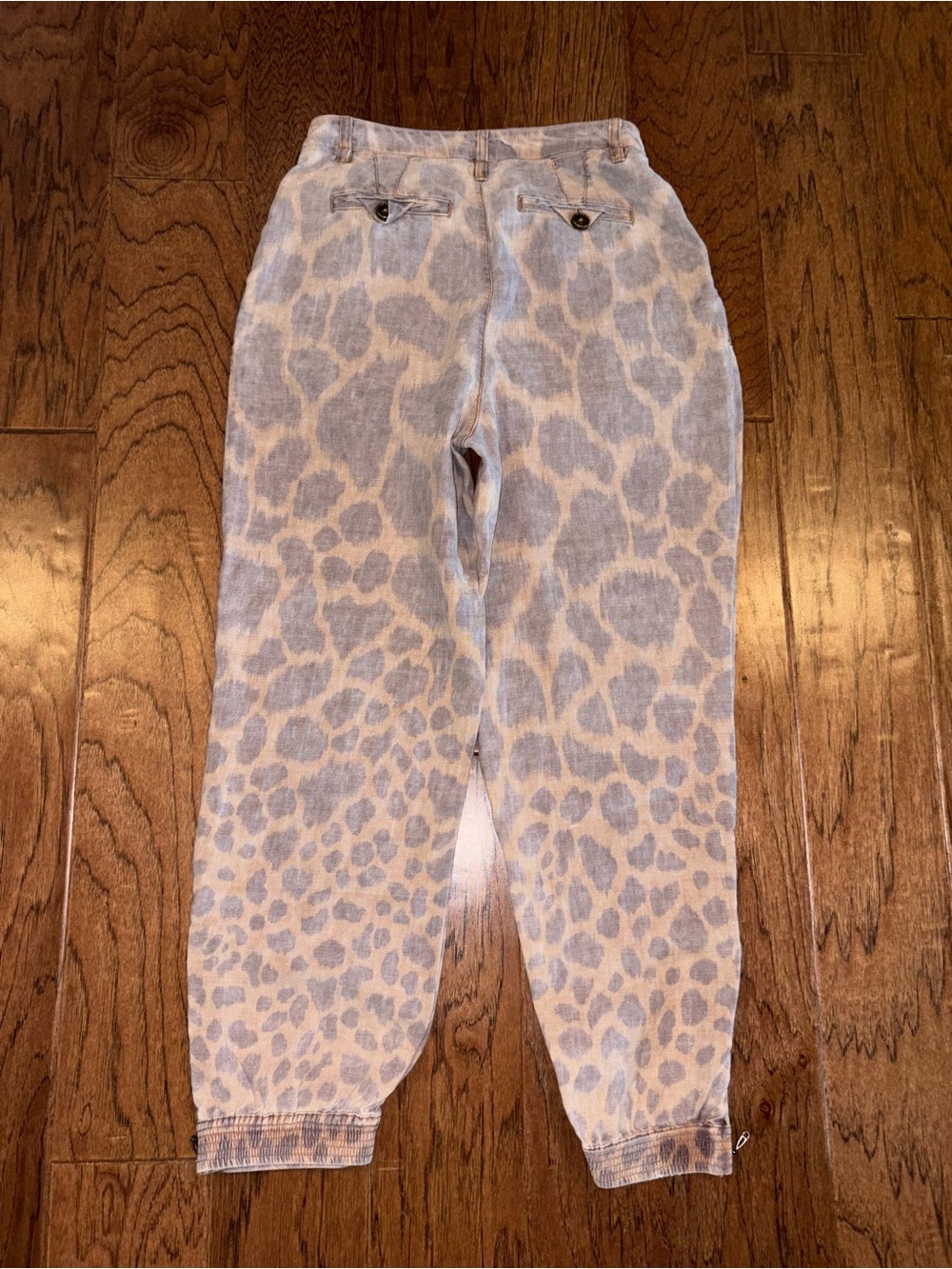 Anthropologie Tamarind Trousers Linen Giraffe Print Joggers Pants Size 8 - Picture 4 of 13